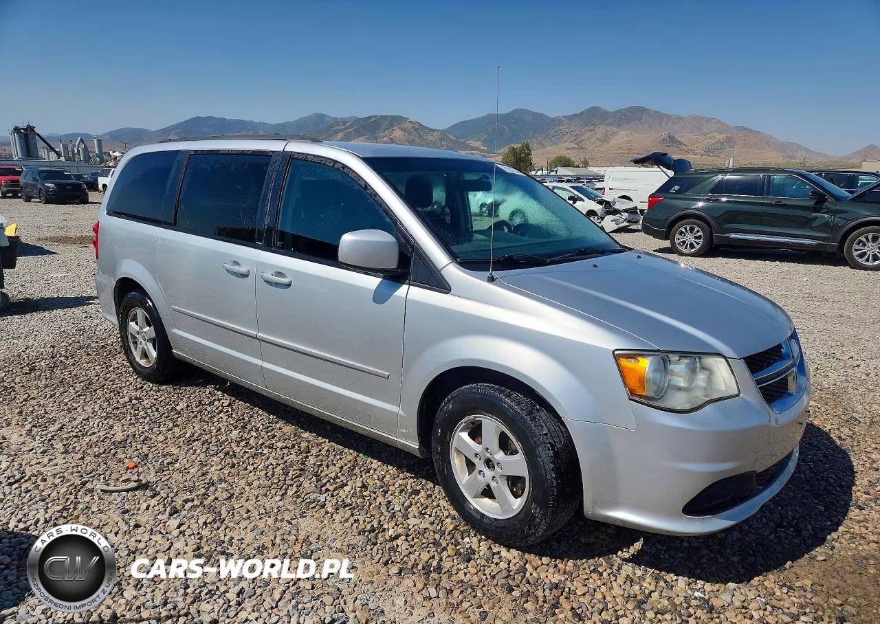 2012 Dodge Grand Caravan Sxt VIN:2C4RDGCG5CR196721 - 4