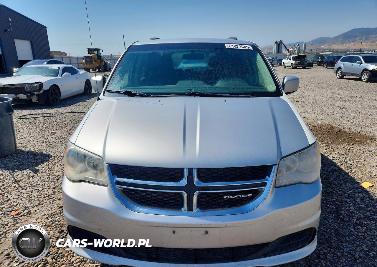 2012 Dodge Grand Caravan Sxt VIN:2C4RDGCG5CR196721 - 5