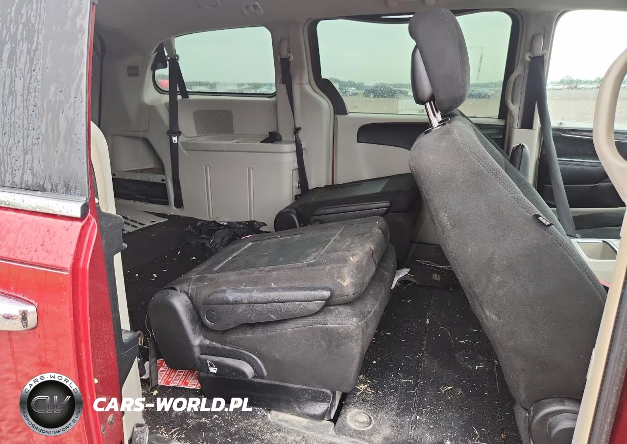 2012 Chrysler Town & Country Touring VIN:2C4RC1BG6CR106462 - 11