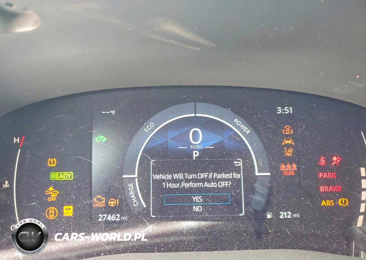 2025 Toyota Camry Le VIN:4T1DAACK3SU177442 - 9