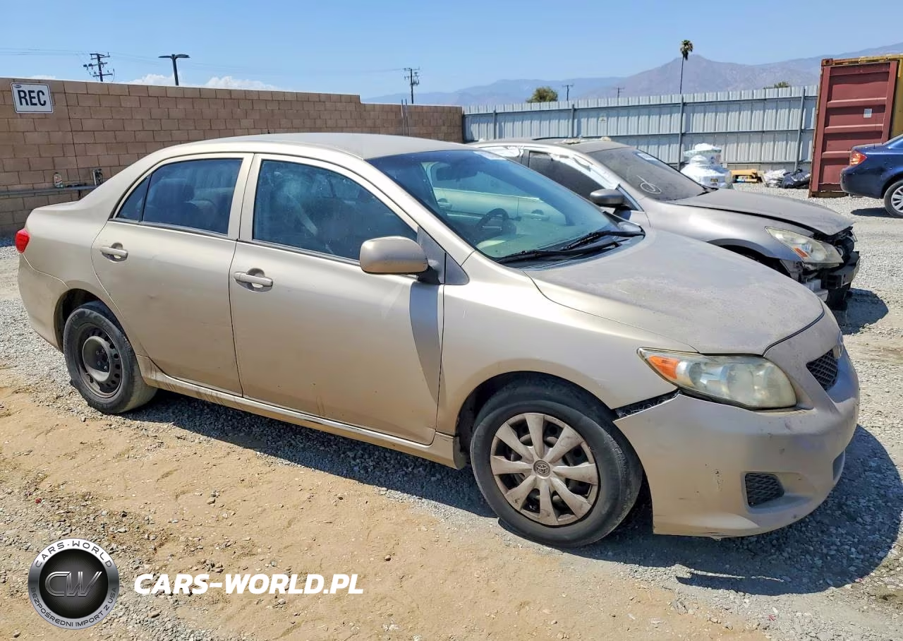 2010 Toyota Corolla Le VIN:2T1BU4EE8AC354896 - 4