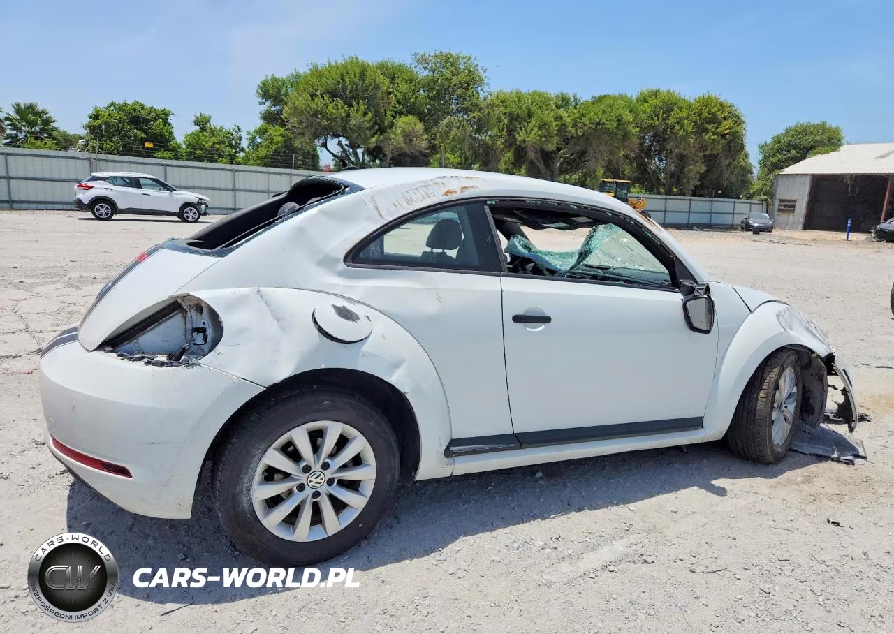 2017 Volkswagen Beetle 1.8T VIN:3VWF17AT8HM628189 - 3
