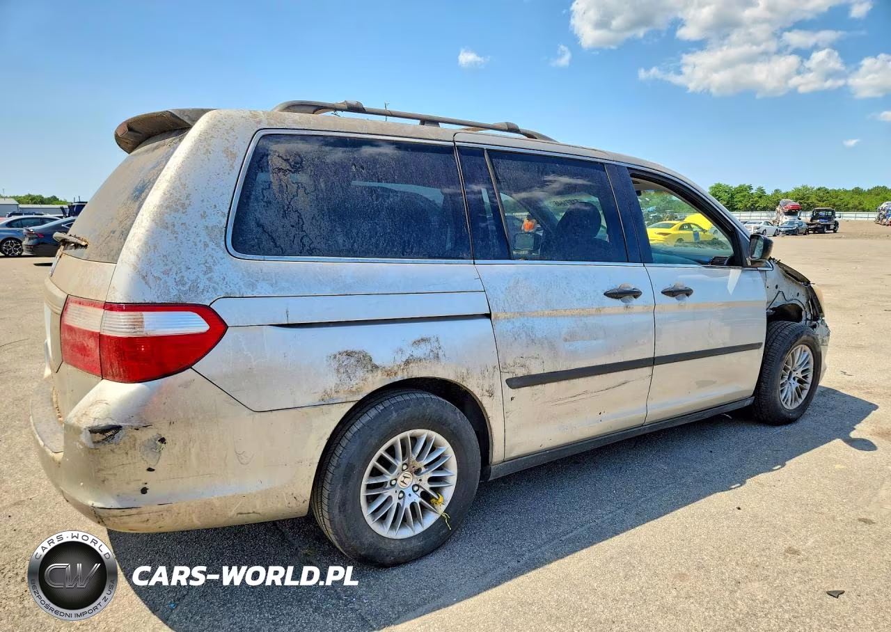 2006 Honda Odyssey Lx VIN:5FNRL38286B112545 - 3