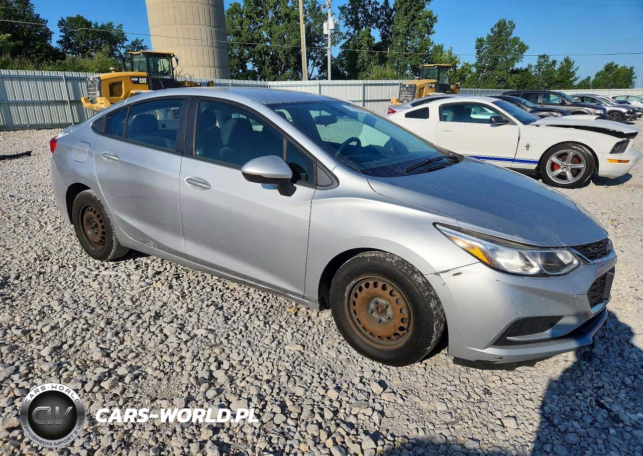 2016 Chevrolet Cruze Ls VIN:1G1BC5SM4G7267472 - 4