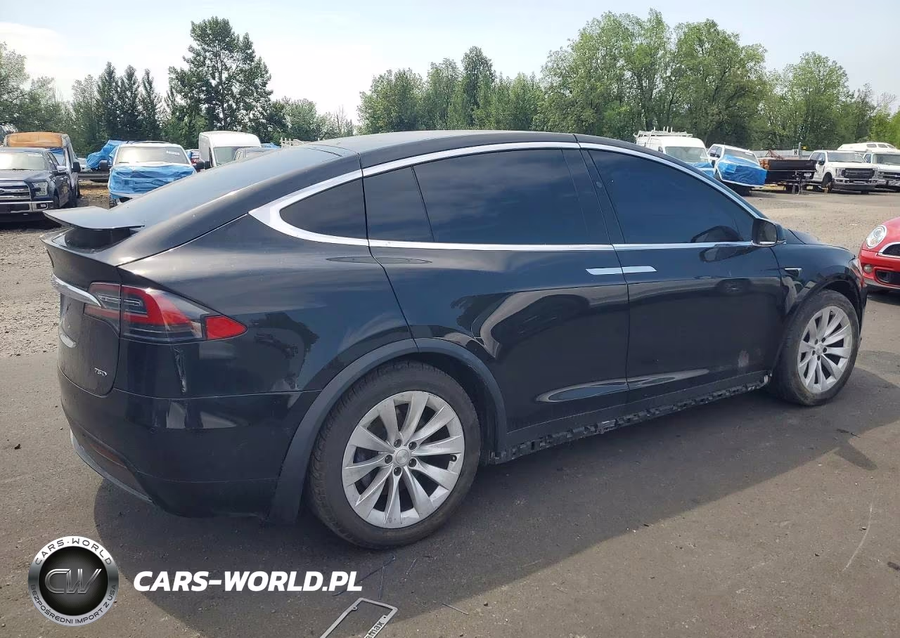 2017 Tesla Model X VIN:5YJXCBE2XHF049392 - 3