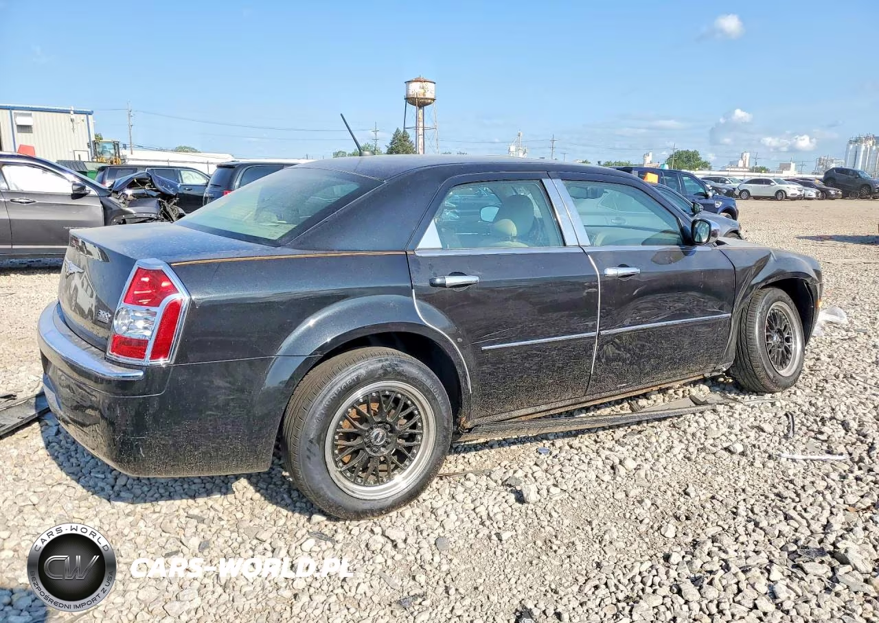 2008 Chrysler 300 Limited VIN:2C3LK33G88H187629 - 3