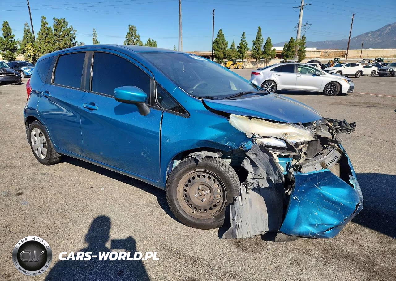 2015 Nissan Versa Note S Plus VIN:3N1CE2CP7FL389253 - 4