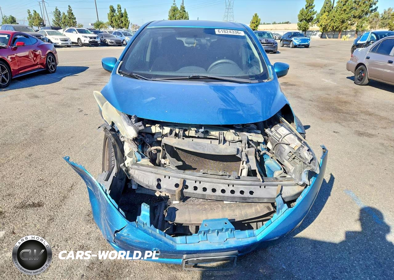 2015 Nissan Versa Note S Plus VIN:3N1CE2CP7FL389253 - 5