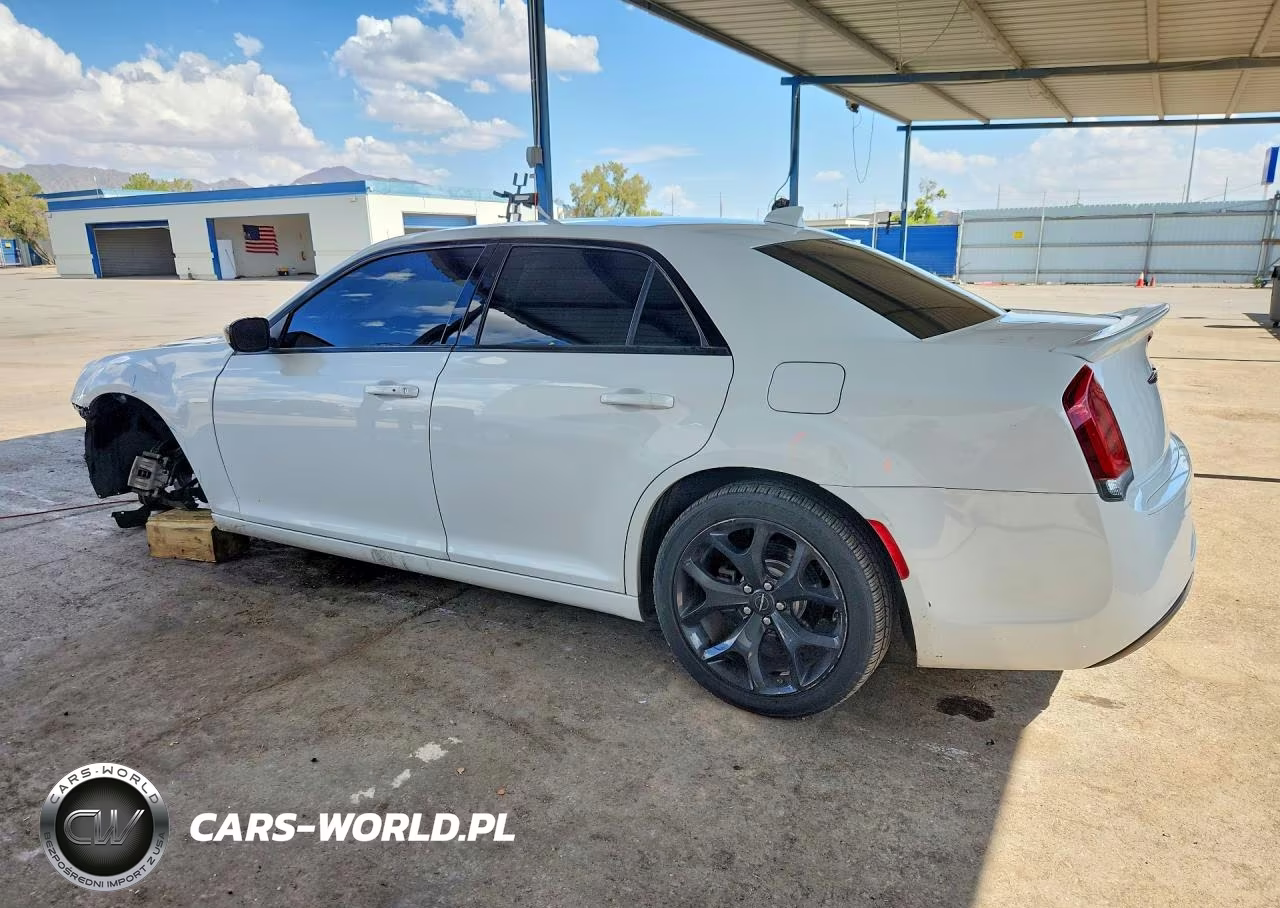 2022 Chrysler 300 Touring VIN:2C3CCAAG0NH174311 - 2