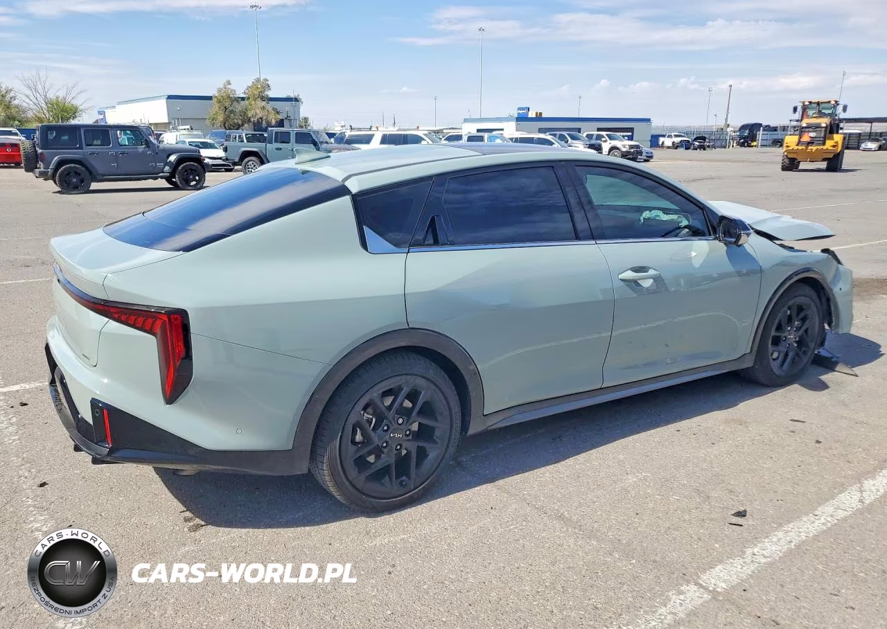 2025 Kia K4 Gt-Line Turbo VIN:3KPFW4DC3SE165202 - 3
