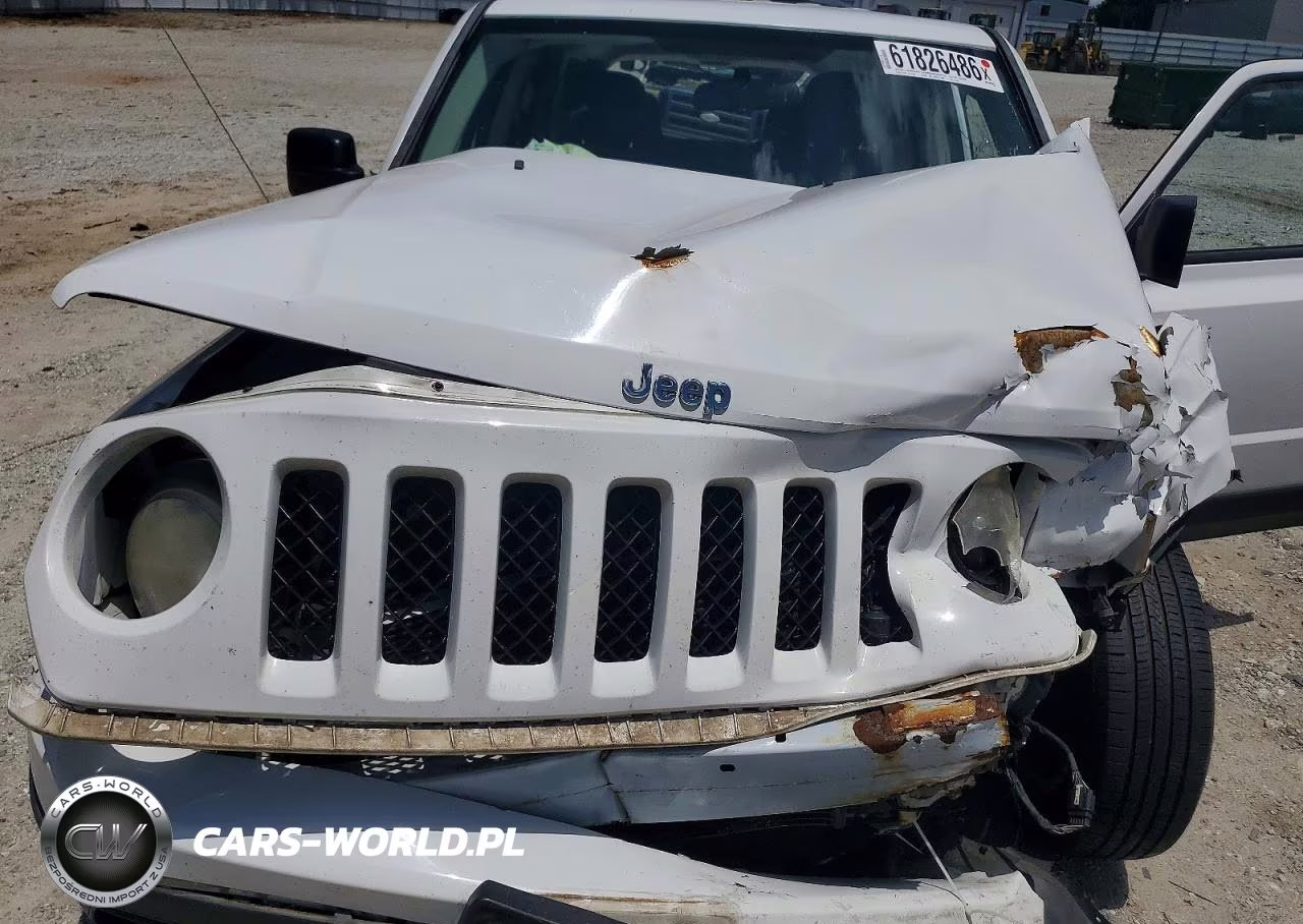 2012 Jeep Patriot Latitude VIN:1C4NJPFB2CD627543 - 11