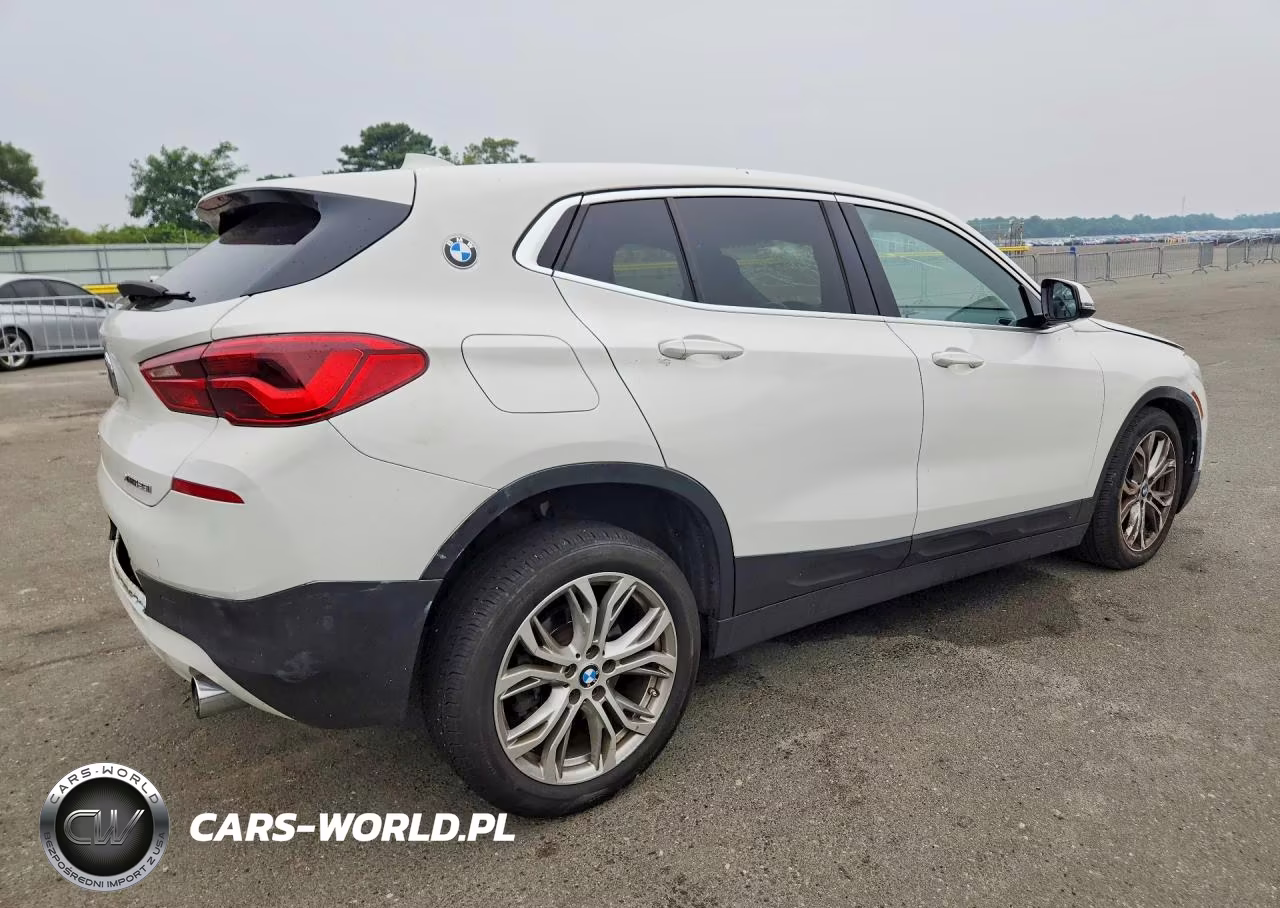 2018 BMW X2 xDrive28I VIN:WBXYJ5C39JEF81091 - 3