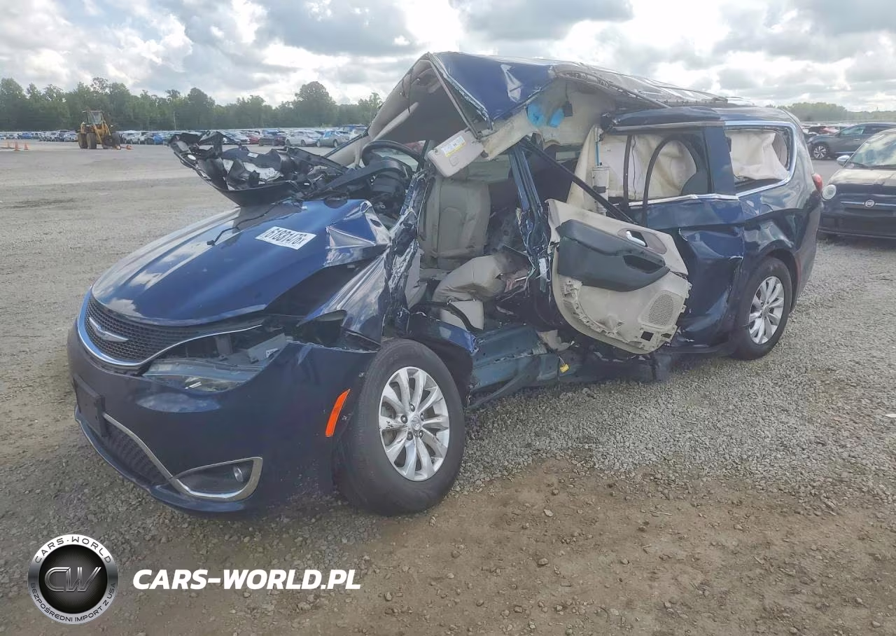 2018 Chrysler Pacifica Touring L – zdjęcie 1 z 13