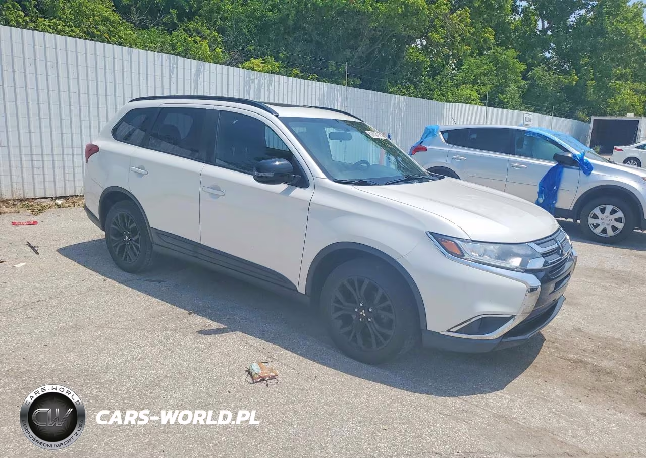 2018 Mitsubishi Outlander VIN:JA4AD3A30JZ025569 - 4