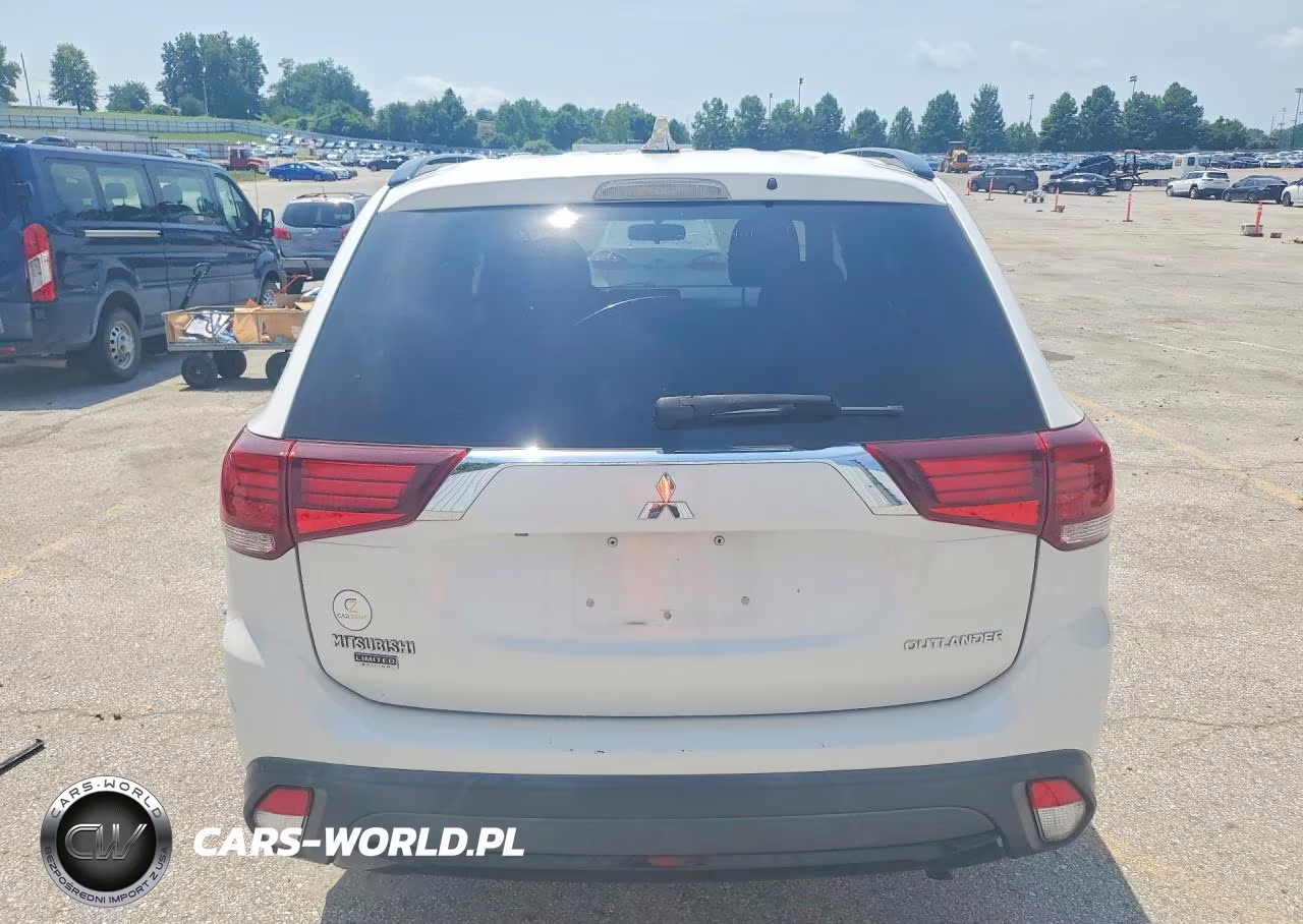 2018 Mitsubishi Outlander VIN:JA4AD3A30JZ025569 - 6