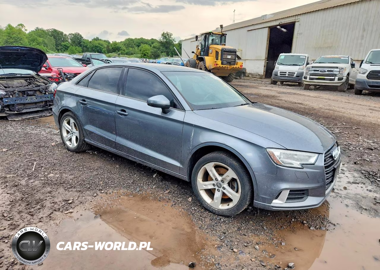 2017 Audi A3 Premium VIN:WAUB8GFF3H1051520 - 4