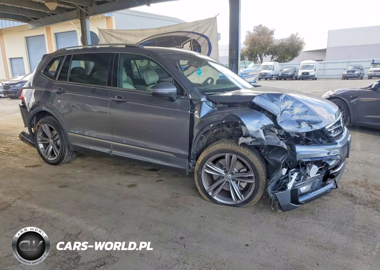 2019 Volkswagen Tiguan Se VIN:3VV2B7AX7KM062228 - 4