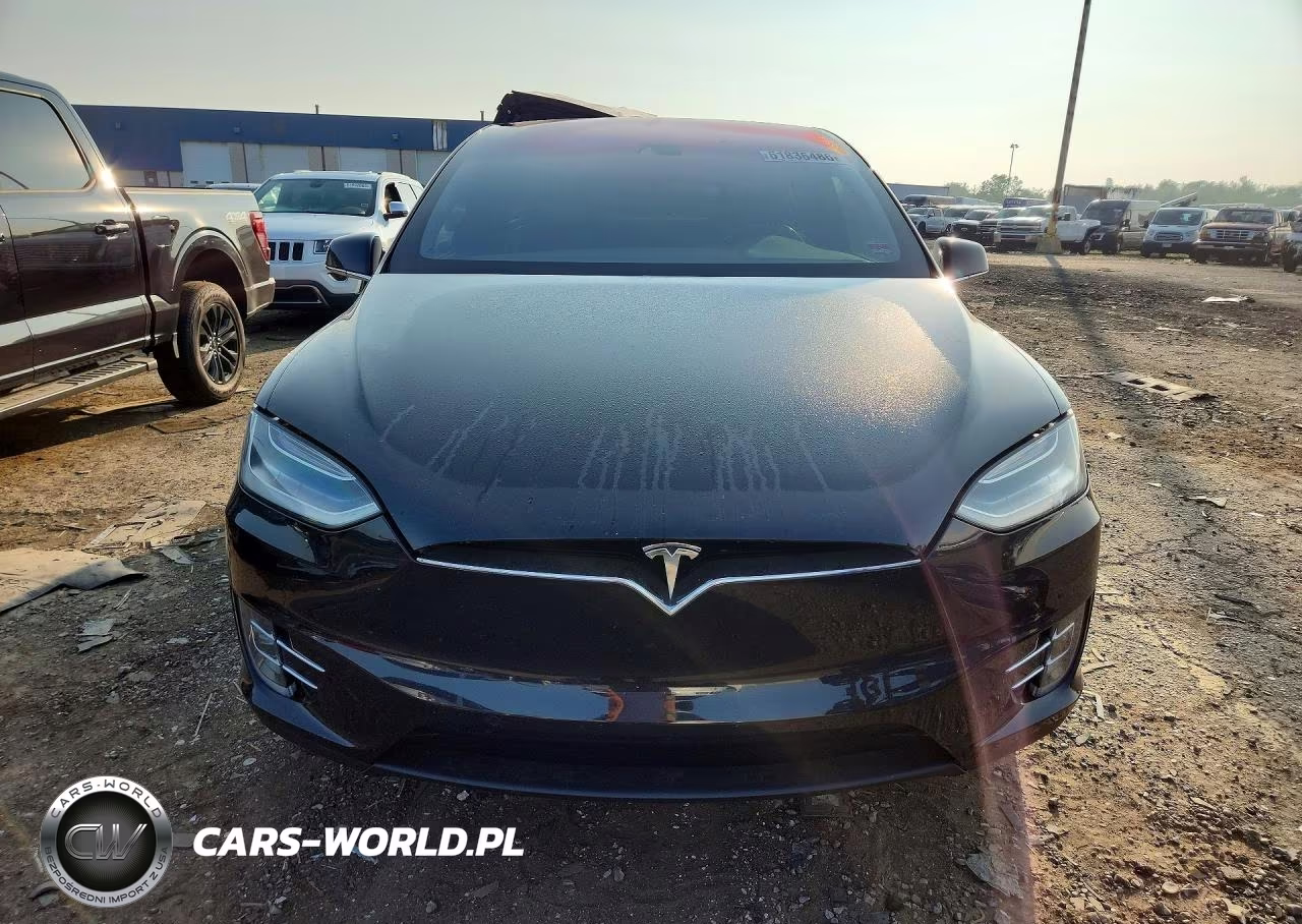2016 Tesla Model X VIN:5YJXCBE43GF001314 - 5