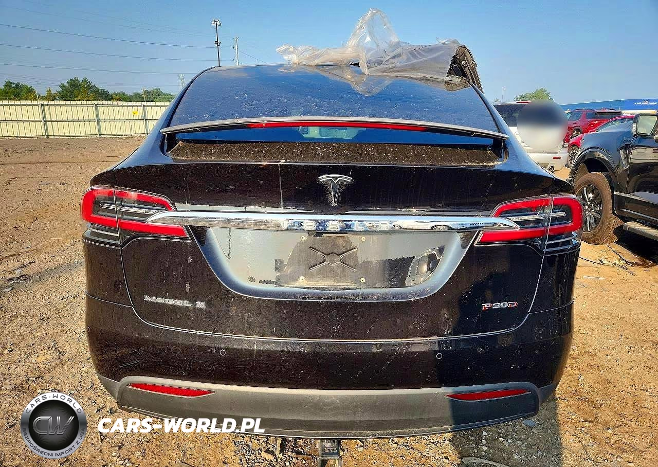 2016 Tesla Model X VIN:5YJXCBE43GF001314 - 6