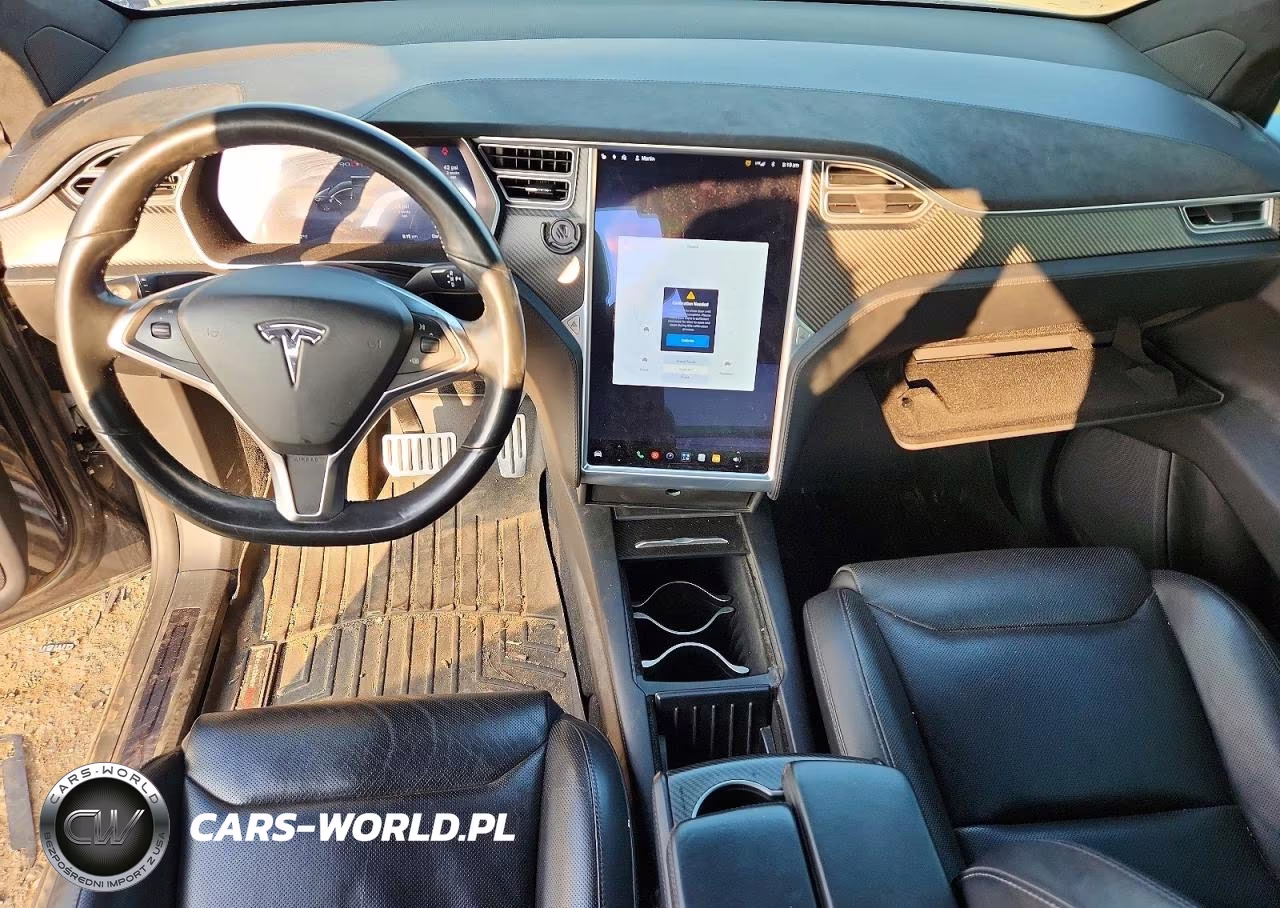 2016 Tesla Model X VIN:5YJXCBE43GF001314 - 8