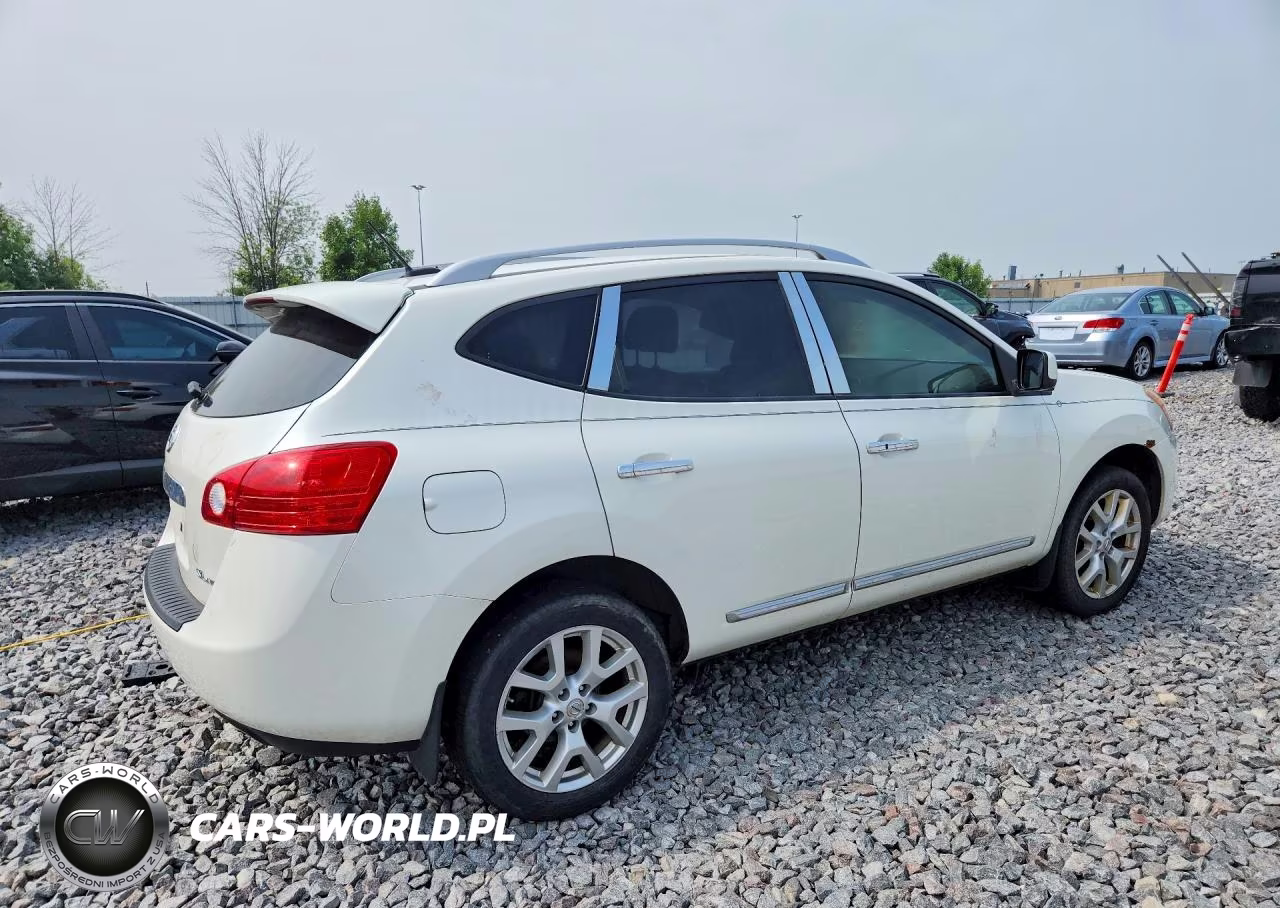 2012 Nissan Rogue S VIN:JN8AS5MV4CW353672 - 3