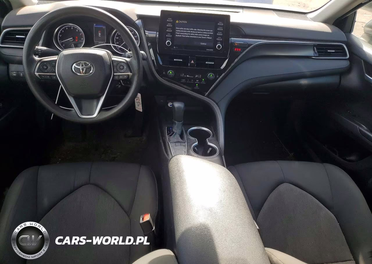 2024 Toyota Camry Le VIN:4T1C11AK6RU851365 - 8