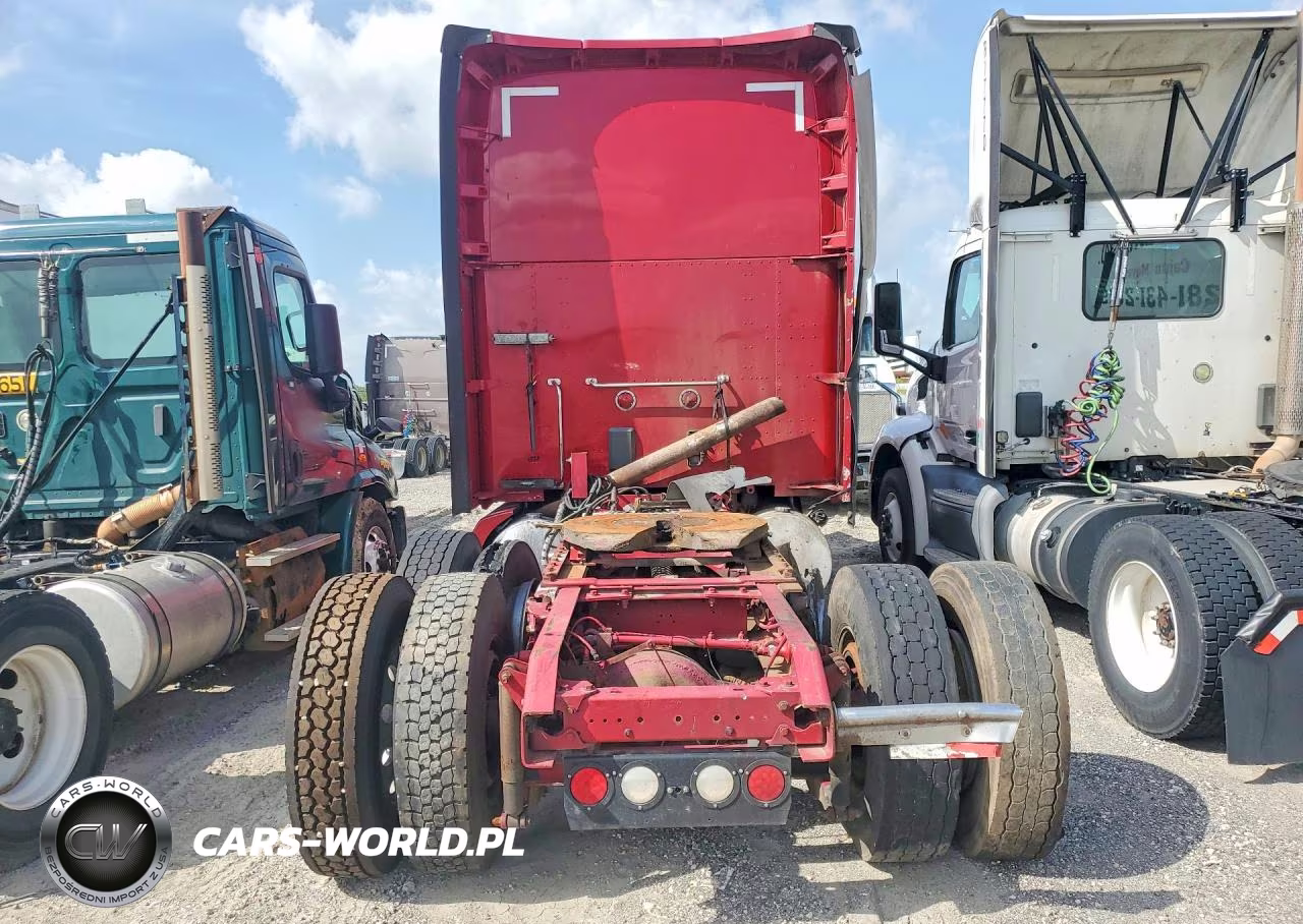 2017 Kenworth T680 Semi Truck VIN:1XKYDP9X5HJ150423 - 6