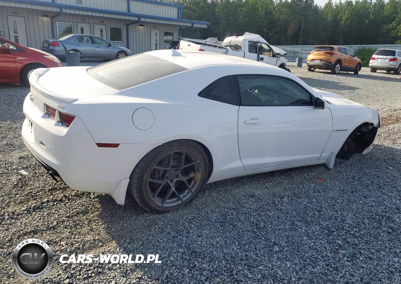2013 Chevrolet Camaro 2Ss VIN:2G1FK1EJXD9186758 - 3