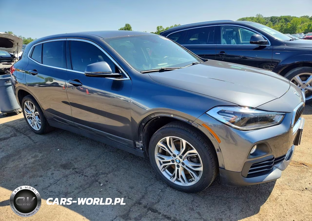 2018 BMW X2 xDrive28I VIN:WBXYJ5C32JEF77660 - 4
