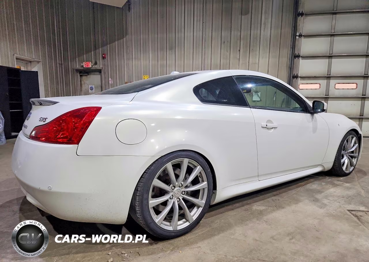2010 Infiniti G37 Coupe Base VIN:JN1CV6EKXAM105184 - 3