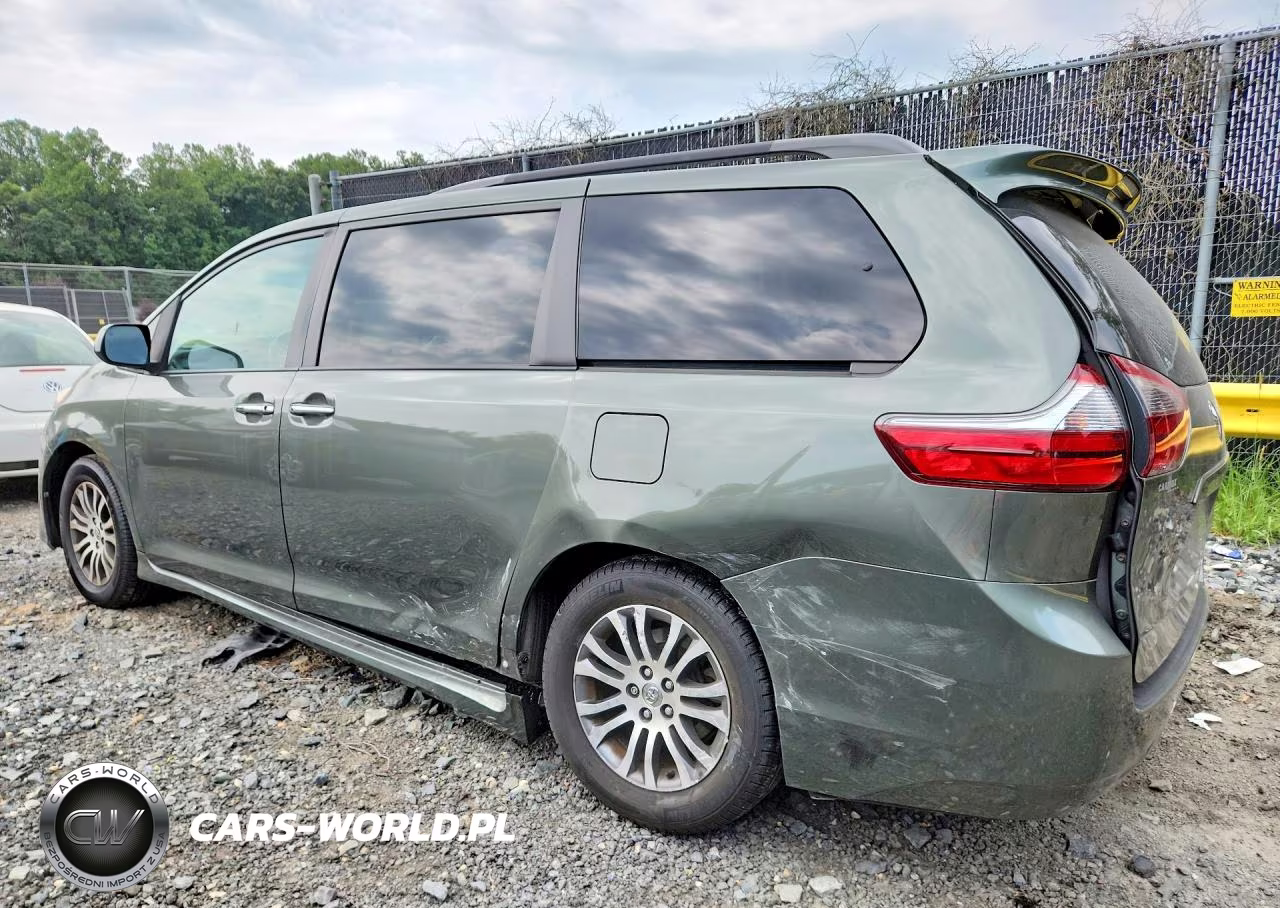2020 Toyota Sienna Xle 8-Passenger VIN:5TDYZ3DC4LS073680 - 2