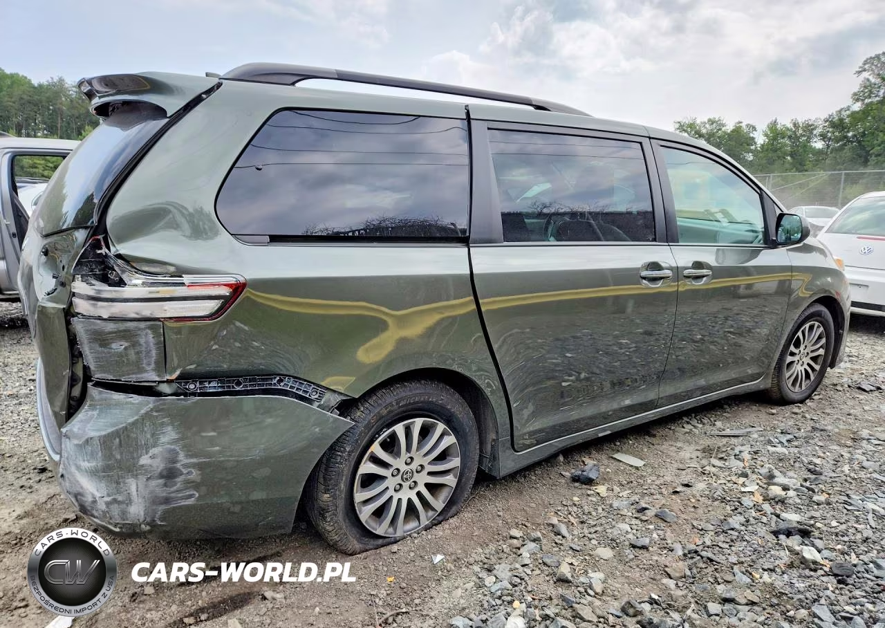 2020 Toyota Sienna Xle 8-Passenger VIN:5TDYZ3DC4LS073680 - 3