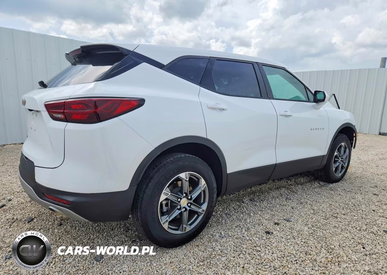 2025 Chevrolet Blazer 2Lt VIN:3GNKBCR40SS269564 - 3