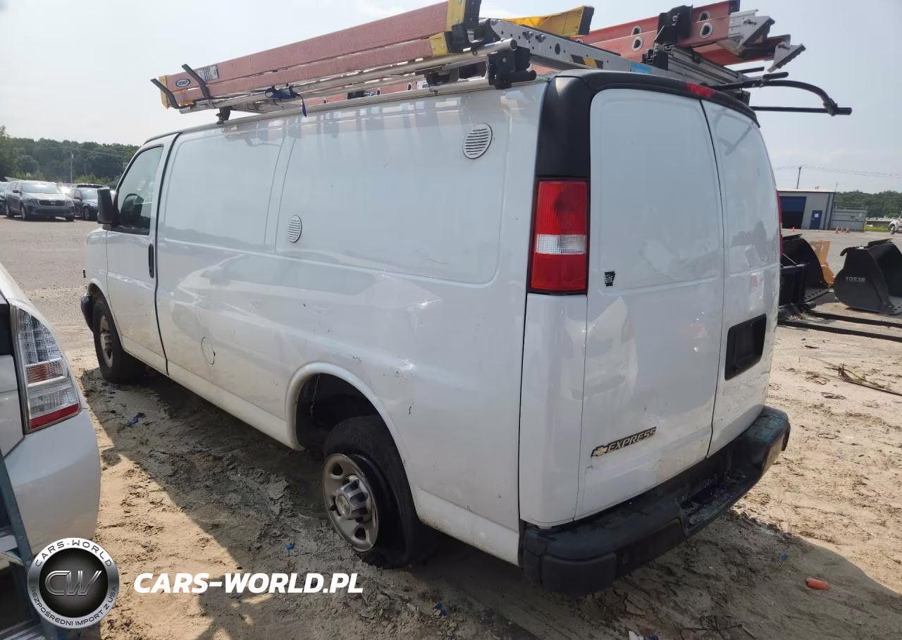 2020 Chevrolet Express G2500 VIN:1GCWGAFG5L1242670 - 2