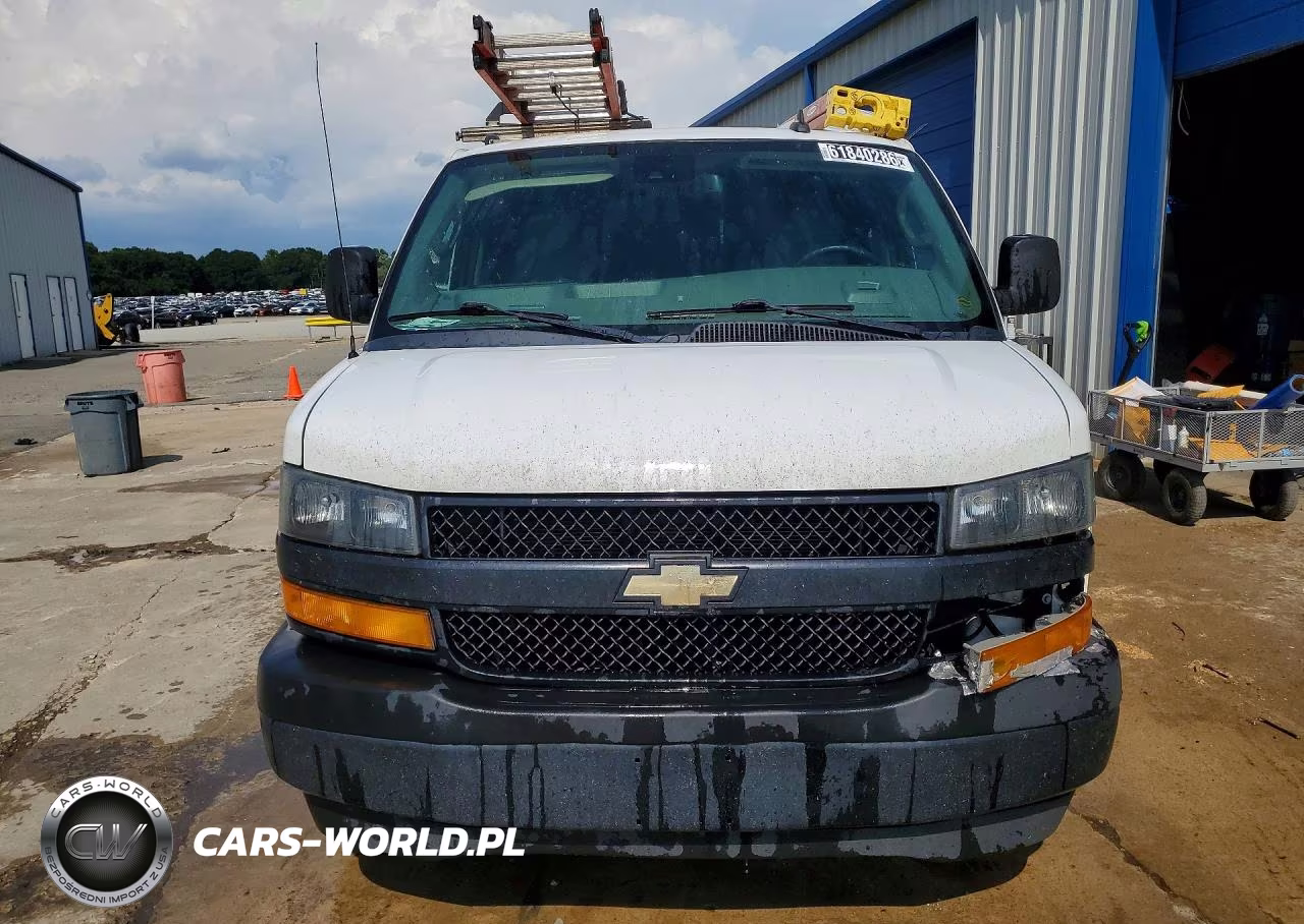 2020 Chevrolet Express G2500 VIN:1GCWGAFG5L1242670 - 5