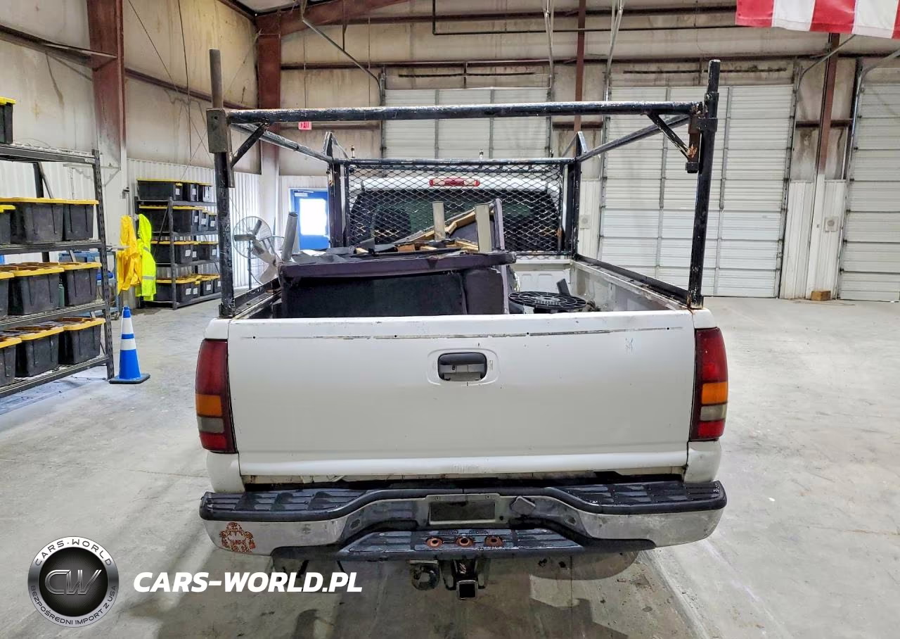 2006 Chevrolet Silverado C2500 Heavy Duty VIN:1GCHC24UX6E153452 - 6