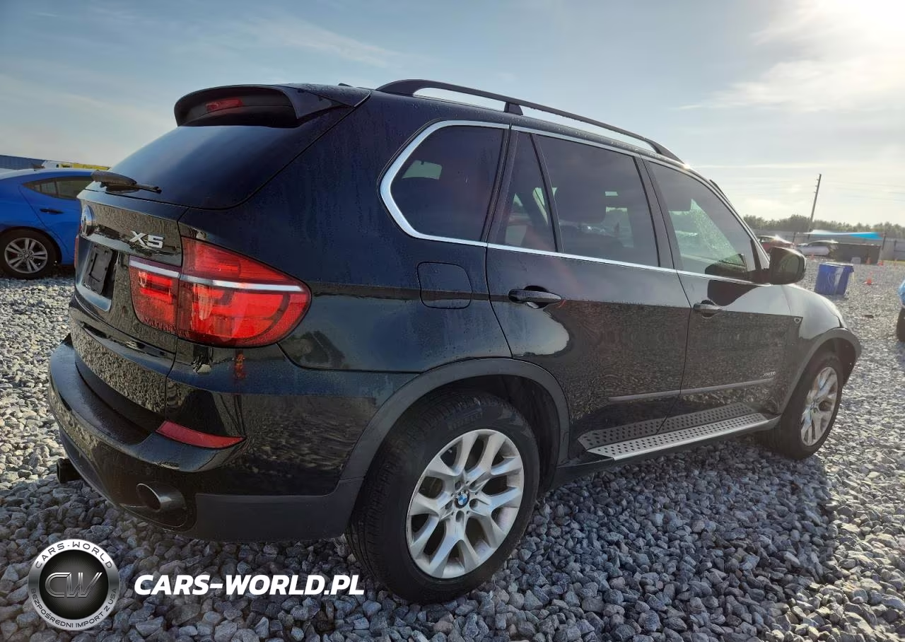2013 BMW X5 xDrive35I VIN:5UXZV4C51D0B10747 - 3