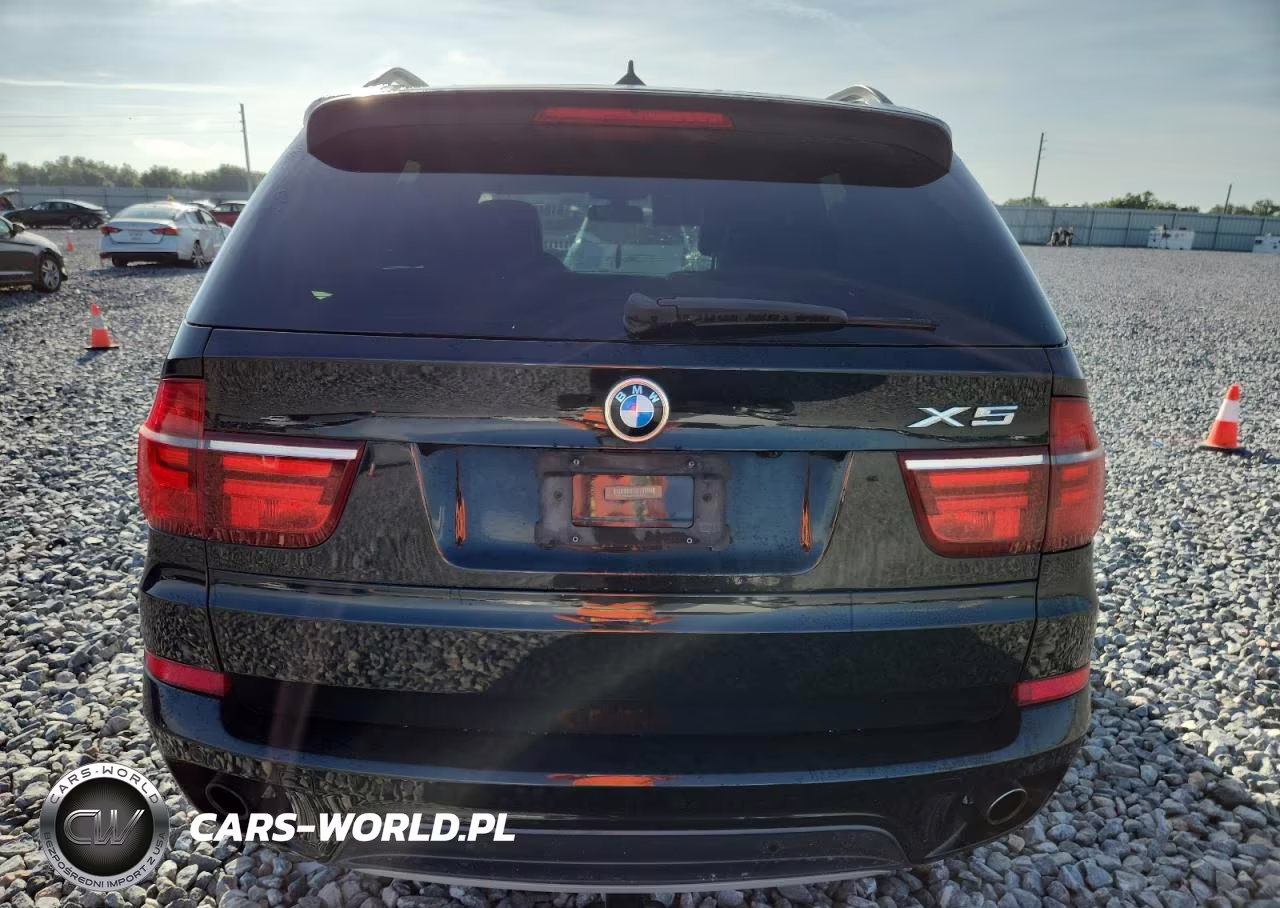 2013 BMW X5 xDrive35I VIN:5UXZV4C51D0B10747 - 6
