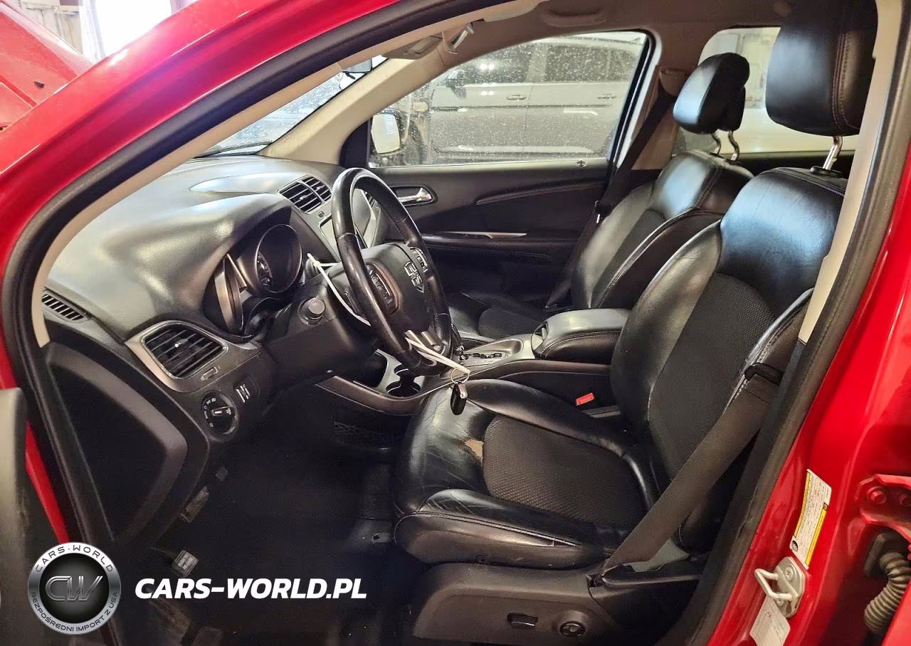 2018 Dodge Journey Crossroad VIN:3C4PDDGG5JT467027 - 7