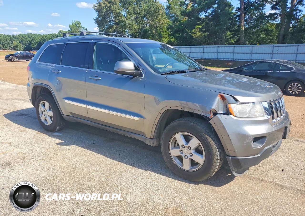 2012 Jeep Grand Cherokee Laredo VIN:1C4RJFAG1CC220950 - 4