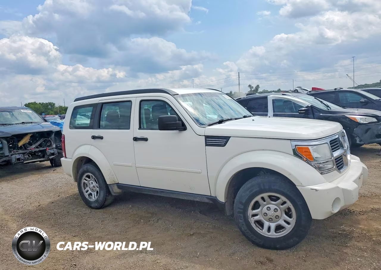 2010 Dodge Nitro Se VIN:1D4PT2GK1AW105267 - 4