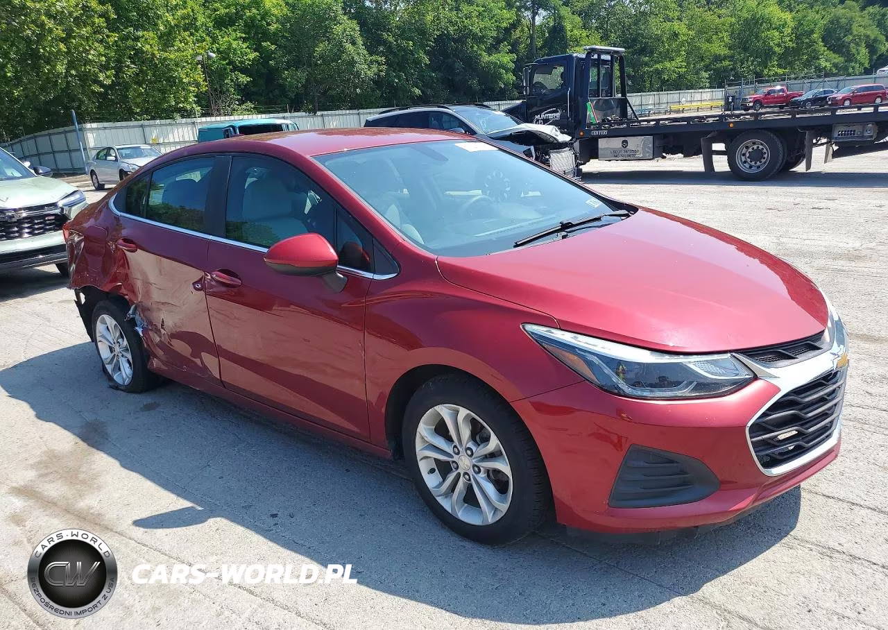 2019 Chevrolet Cruze Lt VIN:1G1BE5SM2K7141839 - 4