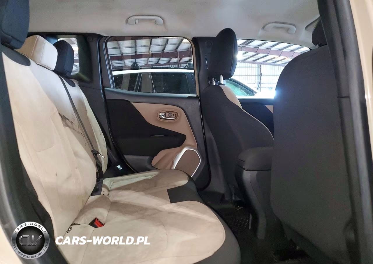 2015 Jeep Renegade Sport VIN:ZACCJAAT0FPB73186 - 10
