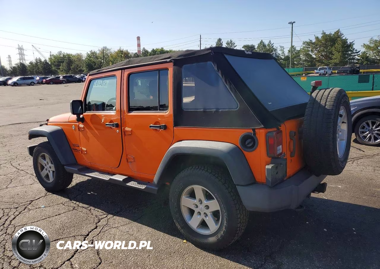 2013 Jeep Wrangler Unlimited Sport VIN:1C4BJWDG5DL520568 - 2