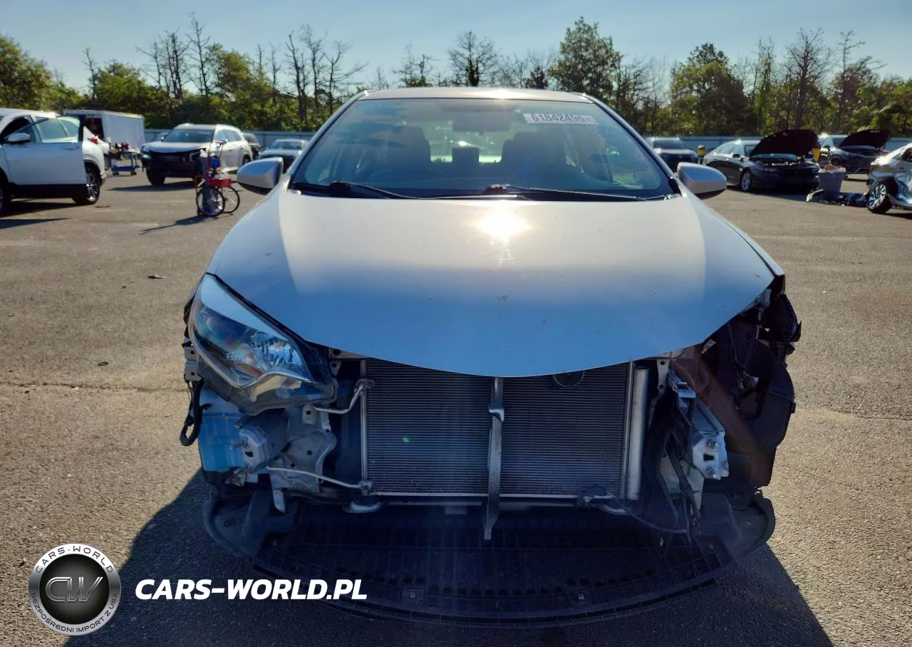 2015 Toyota Corolla Le VIN:2T1BURHE1FC331525 - 5