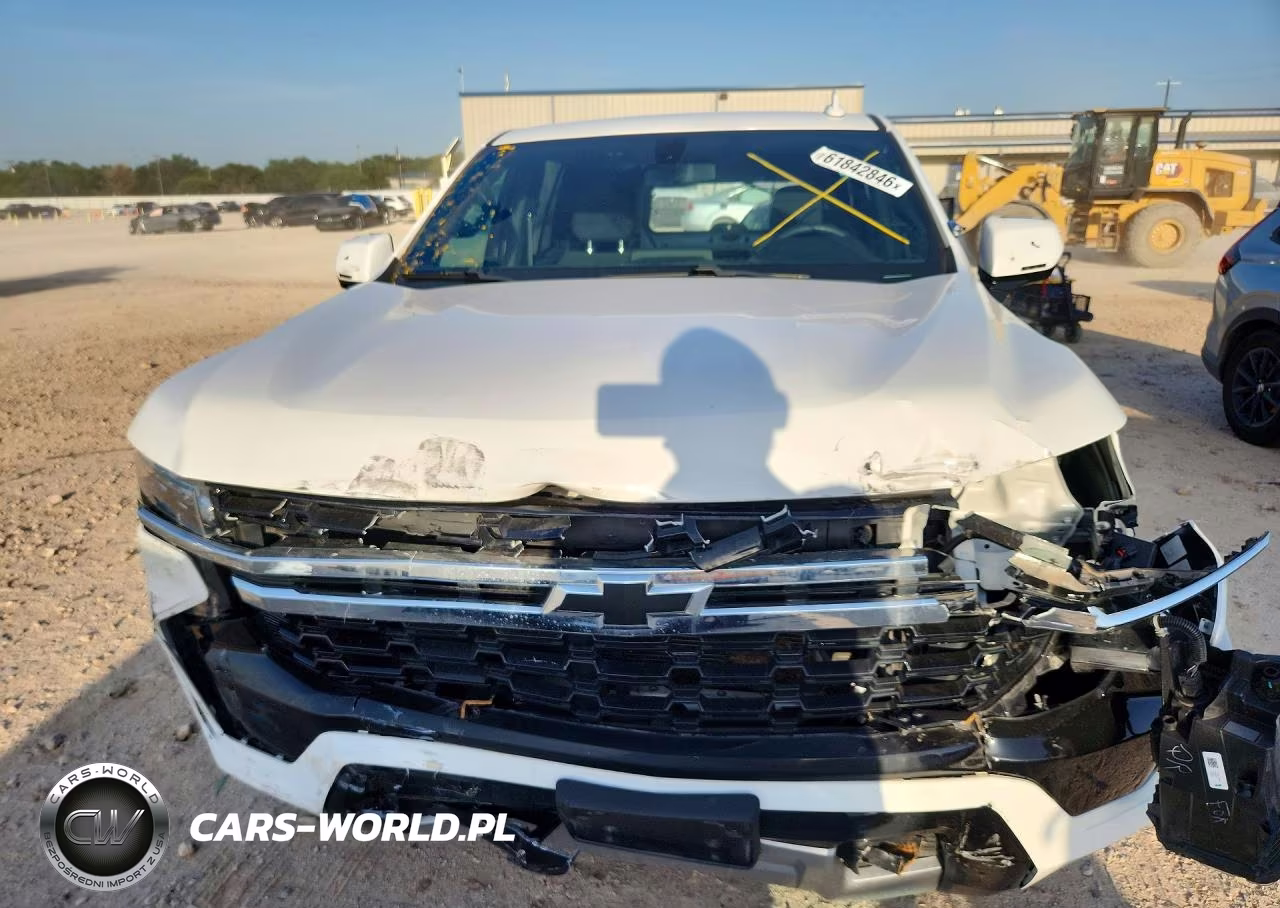 2023 Chevrolet Tahoe C1500 VIN:1GNSCLED2PR520582 - 5
