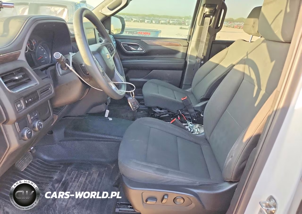 2023 Chevrolet Tahoe C1500 VIN:1GNSCLED2PR520582 - 7