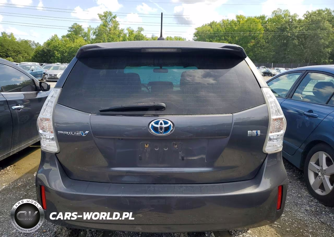 2013 Toyota Prius V Three VIN:JTDZN3EUXD3227920 - 6