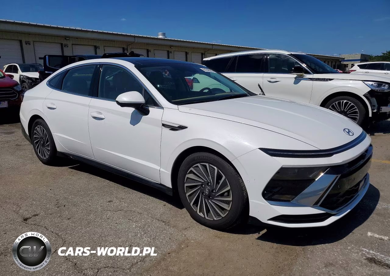 2026 Hyundai Sonata Hybrid Limited VIN:KMHL54JJ9TA140202 - 4