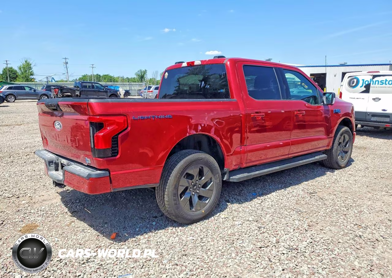 2025 Ford F150 Lightning Xlt VIN:1FT6W3LU7SWG12172 - 3